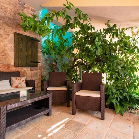 Stone House Caric Villa